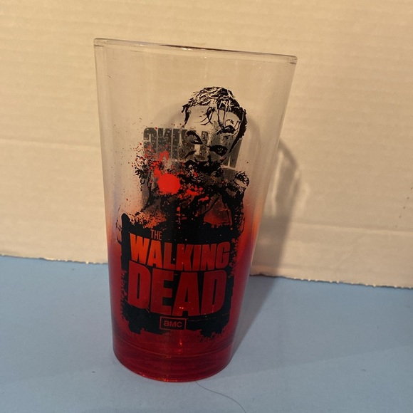 AMC 2013 JUST FUNKY ZOMBIE THE WALKING DEAD 6” GLASS - Picture 2 of 4